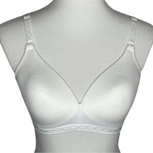 Warner's Cloud 9 Super Soft Wireless Lightly Lined Comfort Bra White #1269 34C